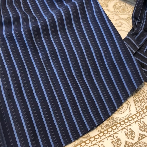 Used men’s shirt size L by express - Picture 9 of 9